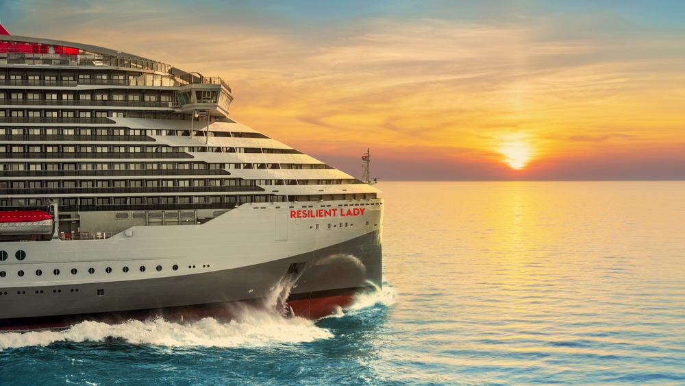 Cruise ship
